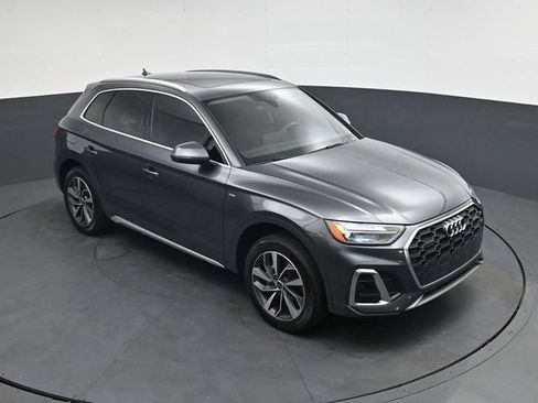 Used 2023 Audi Q5 2.0T Premium w/ Convenience Package AWD/4WD image 23