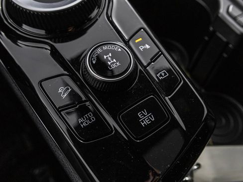 Used 2024 Kia Sportage X-Line AWD/4WD image 34