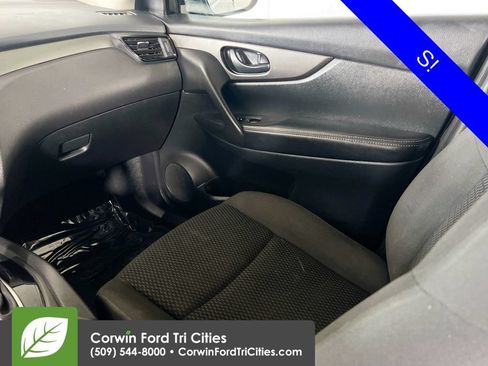 Used 2019 Nissan Rogue Sport S AWD/4WD image 25