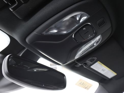 Used 2022 Jeep Compass Limited AWD/4WD image 12