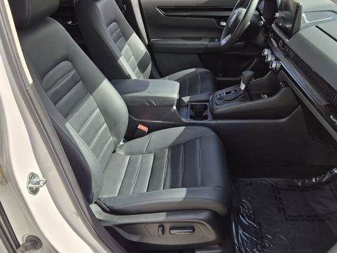 Used 2024 Honda CR-V EX-L image 17