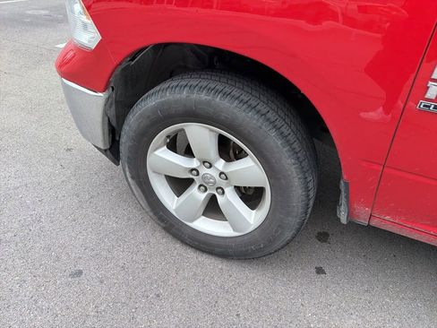 Used 2024 RAM 1500 Classic SLT image 25