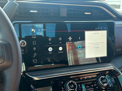 Used 2024 GMC Sierra 3500 Denali Ultimate image 17