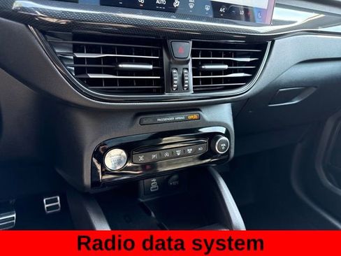 Used 2024 Ford Escape ST-Line Elite w/ Premium Technology Package image 23