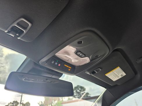 Used 2025 Chevrolet Colorado ZR2 AWD/4WD image 6