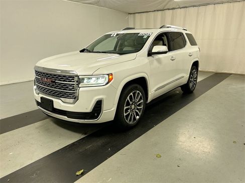 Used 2021 GMC Acadia Denali w/ Trailering Package image 5