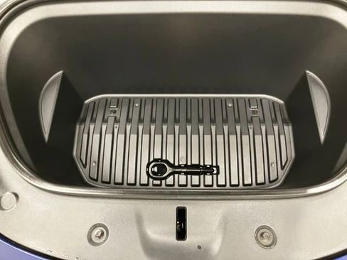 Used 2021 Tesla Model Y Long Range image 39