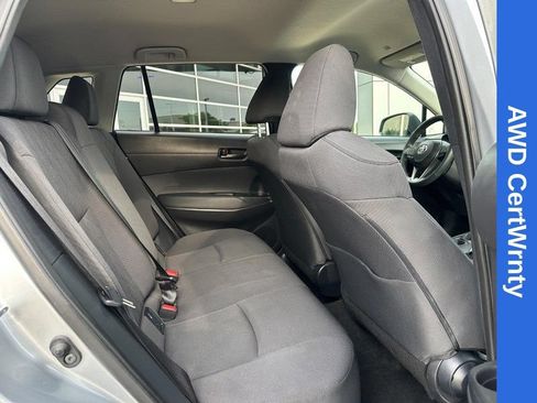 Used 2022 Toyota Corolla Cross LE AWD/4WD image 12
