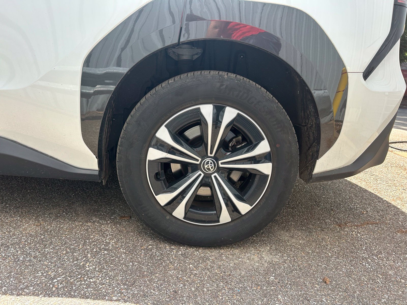 Used 2024 Toyota bZ4X AWD w/ Weather Package image 11