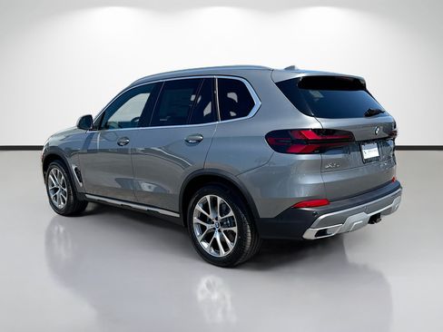 New 2026 BMW X5 sDrive40i RWD image 5