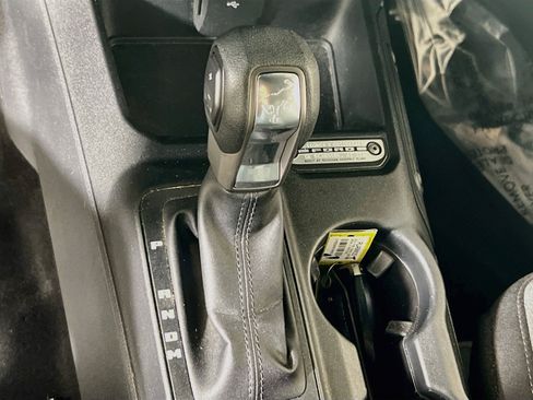 Used 2023 Ford Bronco 4-Door AWD/4WD image 16