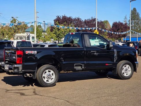 New 2026 Ford F350 XLT w/ 360-Degree Camera Package image 28