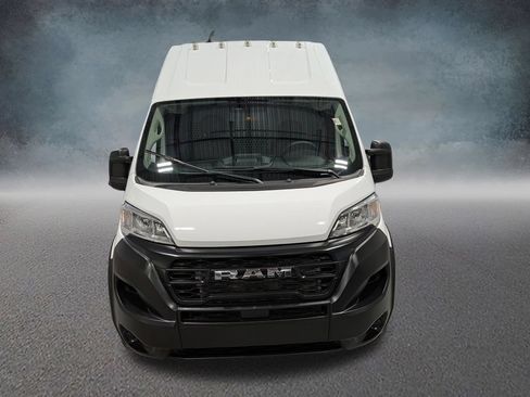 Used 2025 RAM ProMaster 3500 FWD image 2