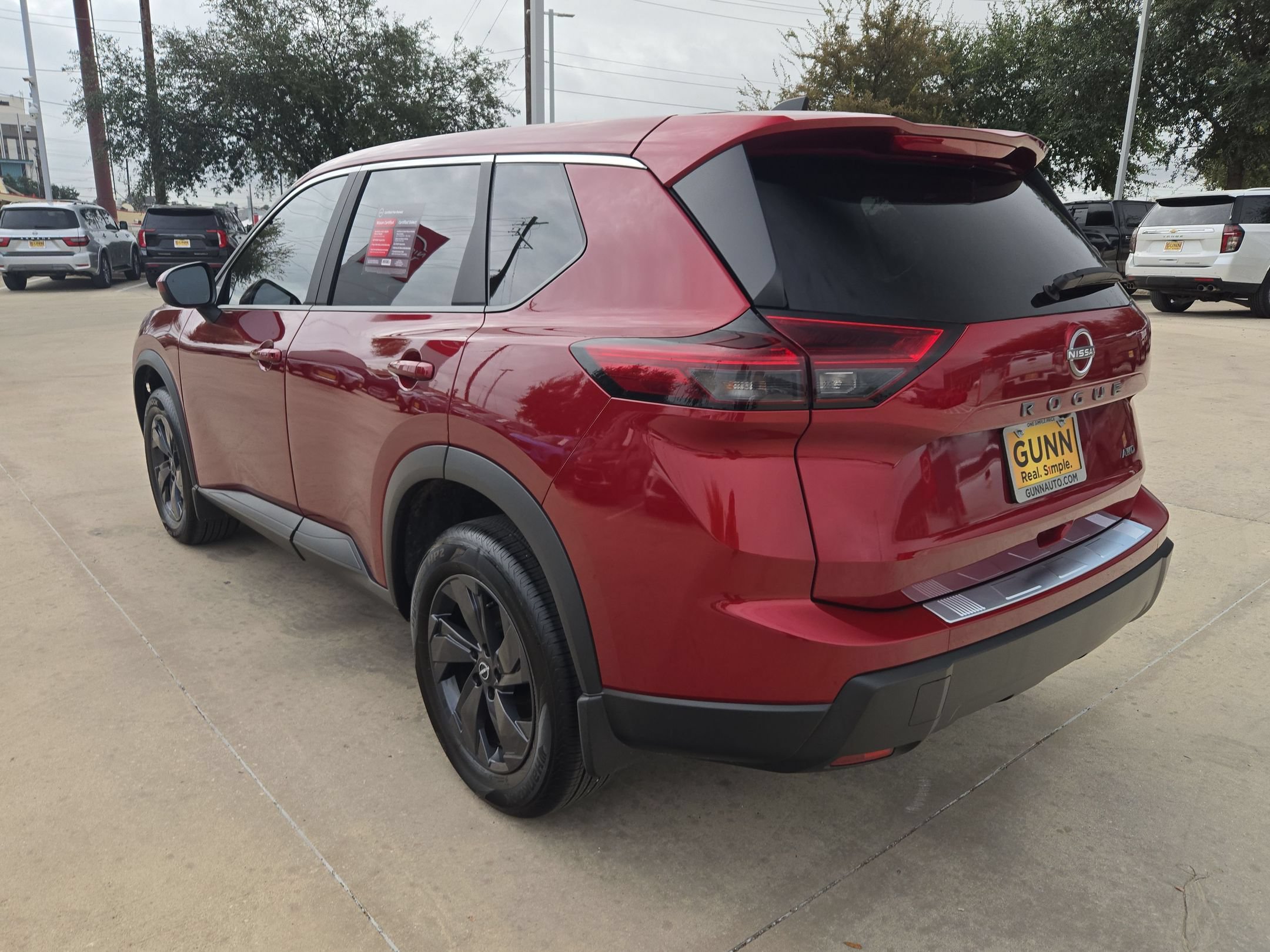 Certified 2026 Nissan Rogue SV w/ Cold Weather Package AWD/4WD image 5