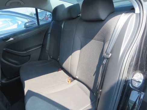 Used 2016 Volkswagen Jetta S FWD image 32
