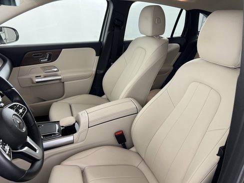 Certified 2023 Mercedes-Benz GLA 250 4MATIC w/ Premium Package image 12