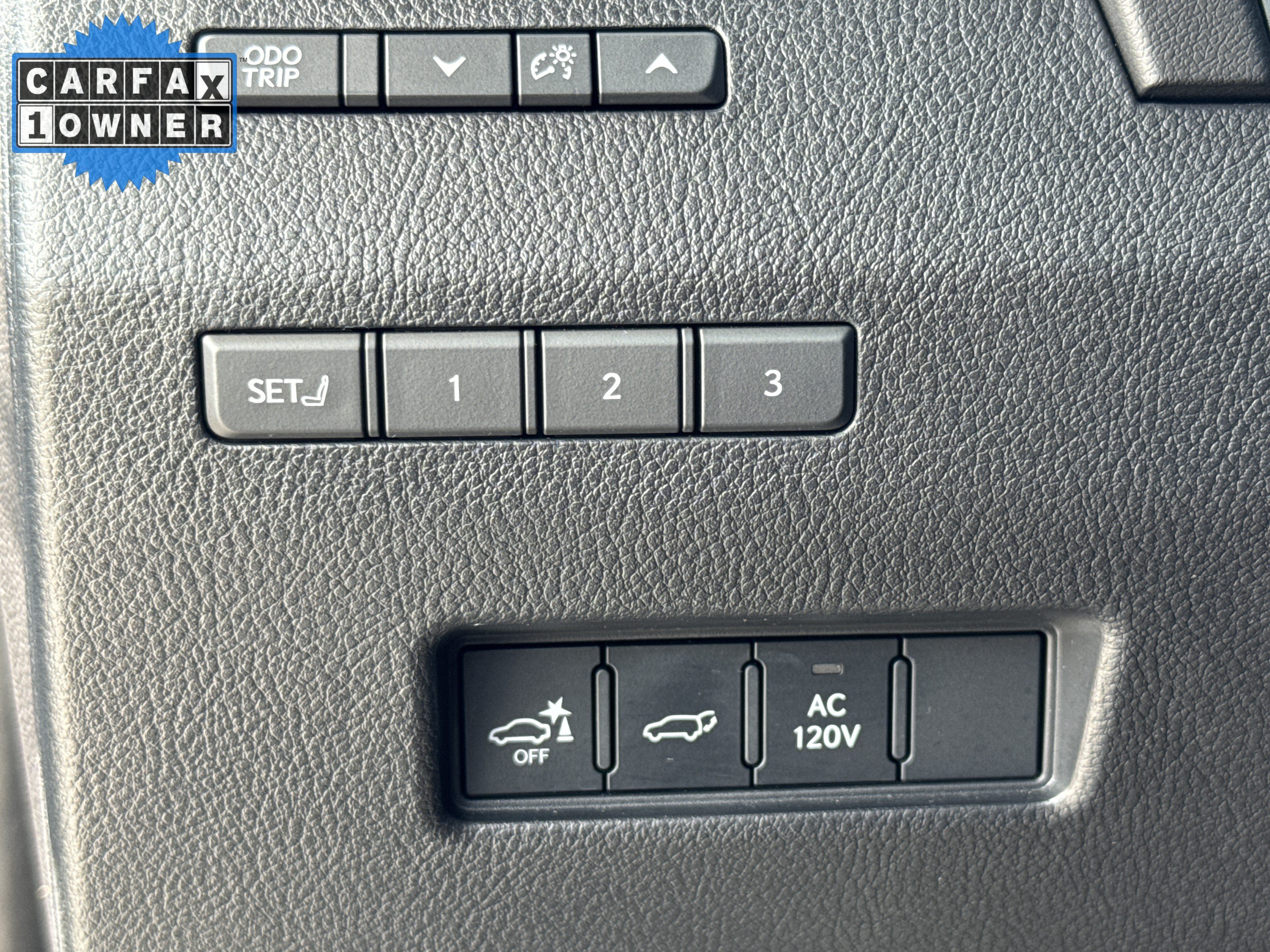 Used 2024 Lexus GX 550 w/ Accessory Package (Z1) AWD/4WD image 19