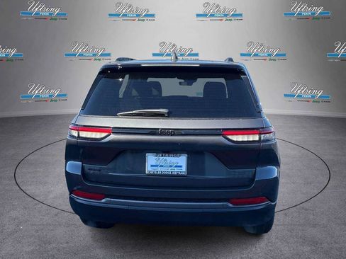 New 2026 Jeep Grand Cherokee Altitude AWD/4WD image 4