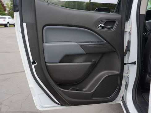 Used 2016 Chevrolet Colorado Z71 AWD/4WD image 19