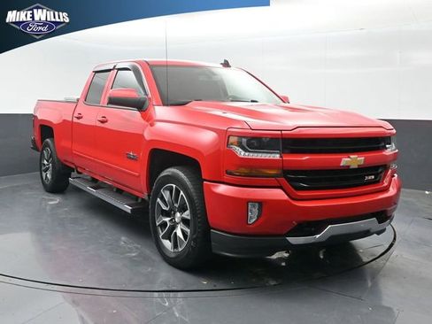 Used 2019 Chevrolet Silverado 1500 LT w/ Texas Edition AWD/4WD image 1