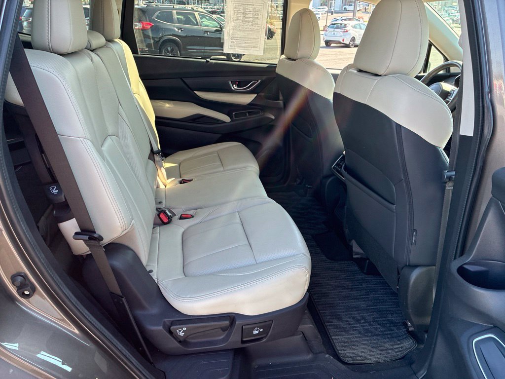 Used 2022 Subaru Ascent Limited AWD/4WD image 18