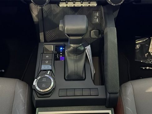 New 2025 Toyota Tacoma SR5 image 31