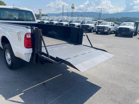 Used 2015 Ford F250 XL w/ Power Equipment Group AWD/4WD image 30