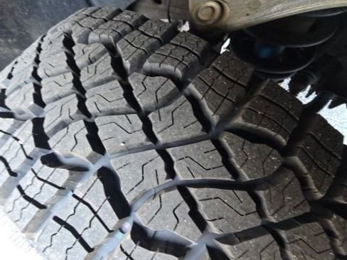 Used 2022 GMC Sierra 1500 AT4X image 14