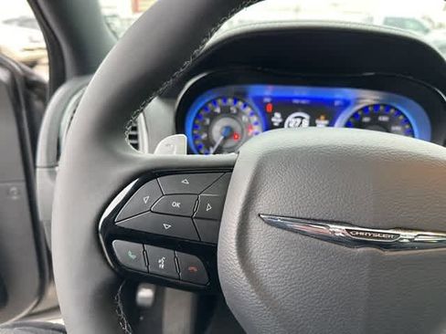 Used 2023 Chrysler 300 S image 13
