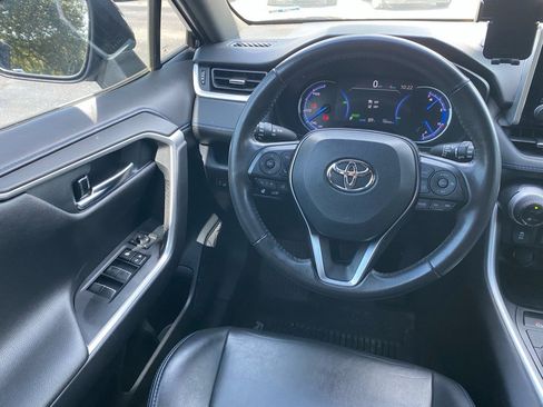 Used 2020 Toyota RAV4 XSE w/ XSE Grade Weather Package AWD/4WD image 22