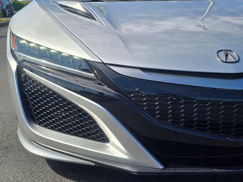 Used 2017 Acura NSX AWD/4WD image 21