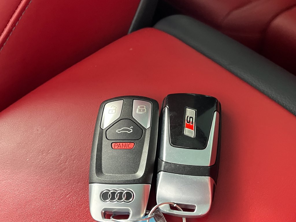 Used 2018 Audi SQ5 Prestige AWD/4WD image 26