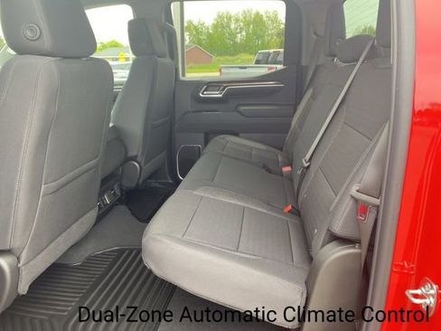 New 2025 Chevrolet Silverado 1500 LT image 24