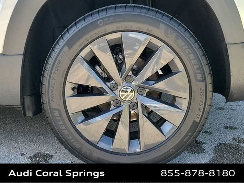 Used 2023 Volkswagen Taos S FWD image 16