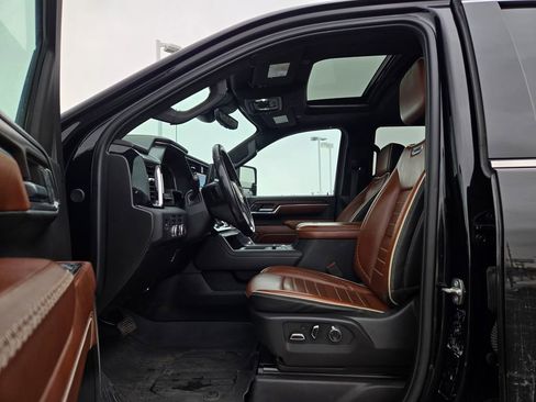 Used 2024 GMC Sierra 2500 Denali Ultimate w/ Max Trailering Package image 10