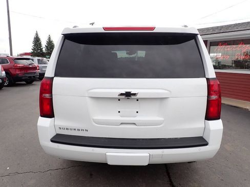 Used 2017 Chevrolet Suburban LT w/ LT Signature Package AWD/4WD image 5