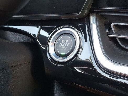 Used 2025 Chevrolet Trax RS w/ Driver Confidence Package image 22