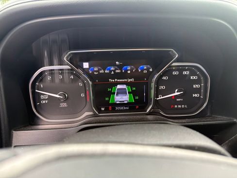 Used 2021 GMC Sierra 1500 Denali w/ Technology Package RWD image 3