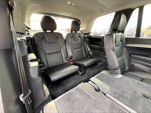 Used 2023 Volvo XC90 T8 Ultimate w/ Protection Package image 30