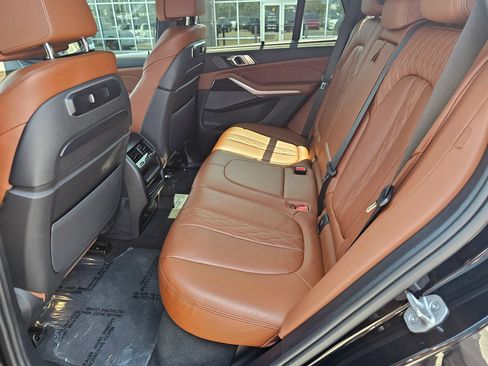 Used 2024 BMW X5 xDrive40i w/ Executive Package AWD/4WD image 19