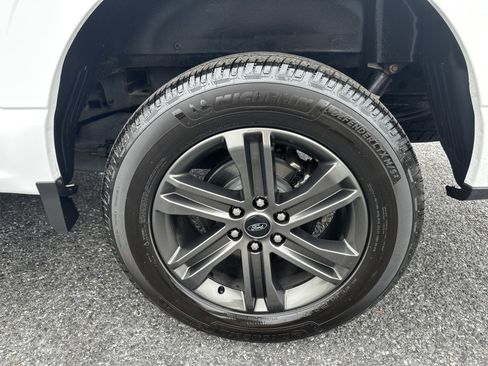 Used 2021 Ford F150 Lariat w/ Equipment Group 502A High image 14