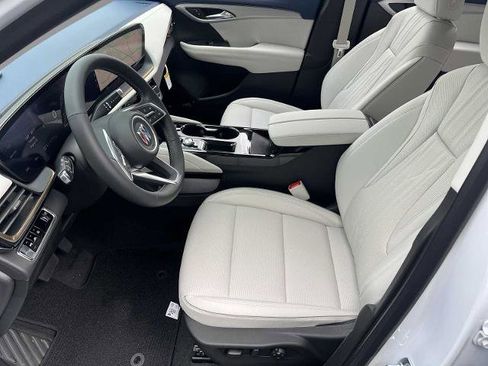 New 2025 Buick Envision Avenir image 20