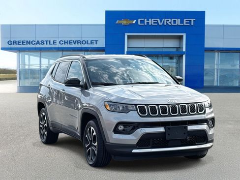 Used 2024 Jeep Compass Limited image 1