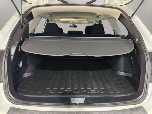 Used 2017 Subaru Outback 2.5i Premium image 26