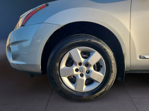 Used 2014 Nissan Rogue S w/ Convenience Package FWD image 9