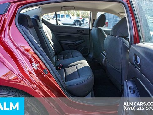 Used 2025 Nissan Altima 2.5 SV FWD image 22