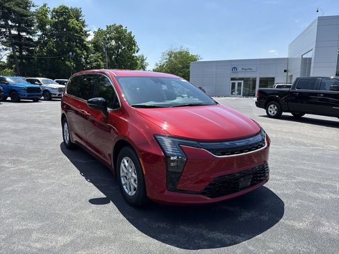 New 2027 Chrysler Pacifica Select FWD image 15