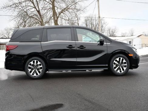 New 2026 Honda Odyssey EX-L image 8