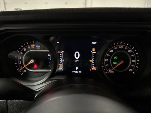 Used 2024 Jeep Gladiator Sport image 11