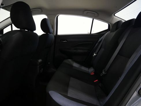 Used 2025 Nissan Versa SV FWD image 21